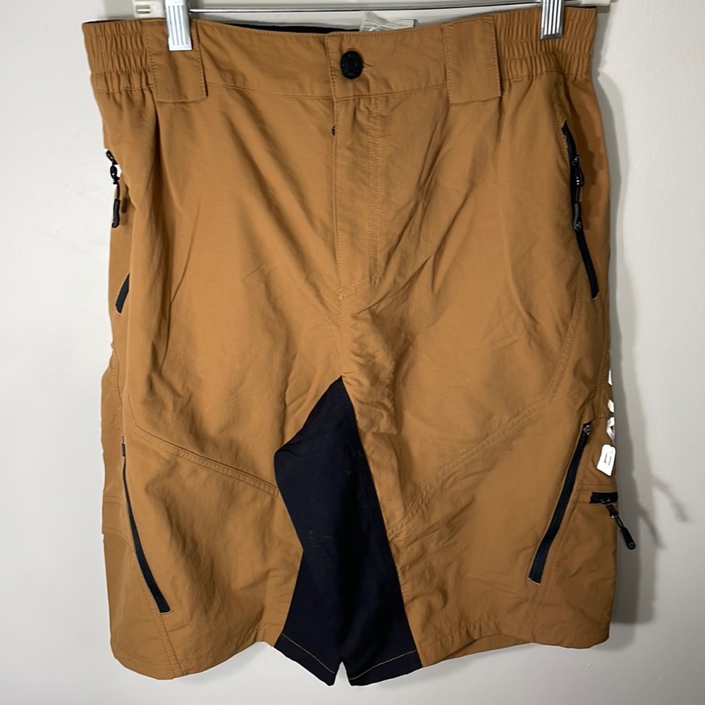 NWT BALEAF MEN’s stretch athletic hiking elastic waist lots of pockets shorts